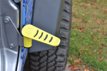 Steinjäger Exterior Accessories Wrangler JK 2007-2018 Foot Pegs Lemon Peel