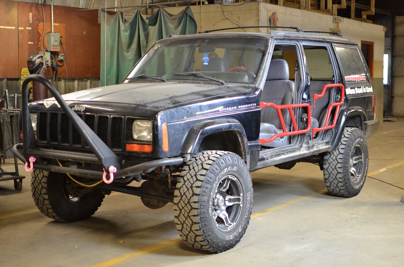 Steinjäger Doors Cherokee XJ 1997-2001 Do-It-Yourself Kits Front Doors 4 Door Model