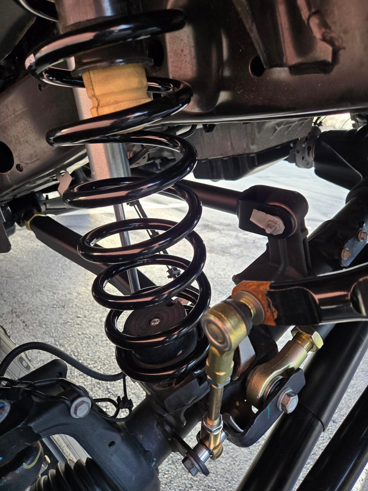 Jeep Wrangler 1 1/4 Inch Tall Front Bump Stops 2007+ JK/JL/JT or Jeep Wrangler 1.25 Inch Rear Bump Stop 2007-2018 JK Clayton Off Road