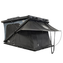Overland Vehicle Systems XD Atlas 2 - Cantilever Hard Shell Roof
Top Tent, 2 Person, Blue Body & Black Rainfly